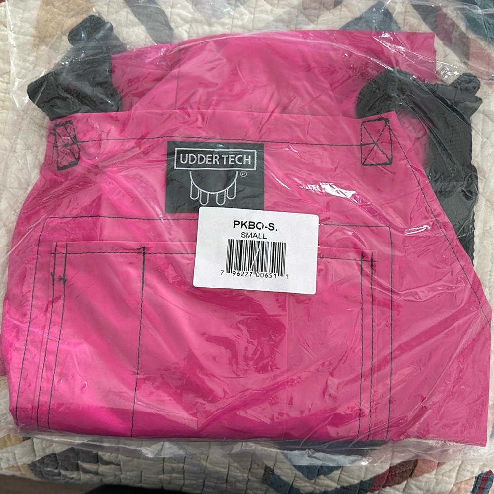 Udder tech bibs small pink